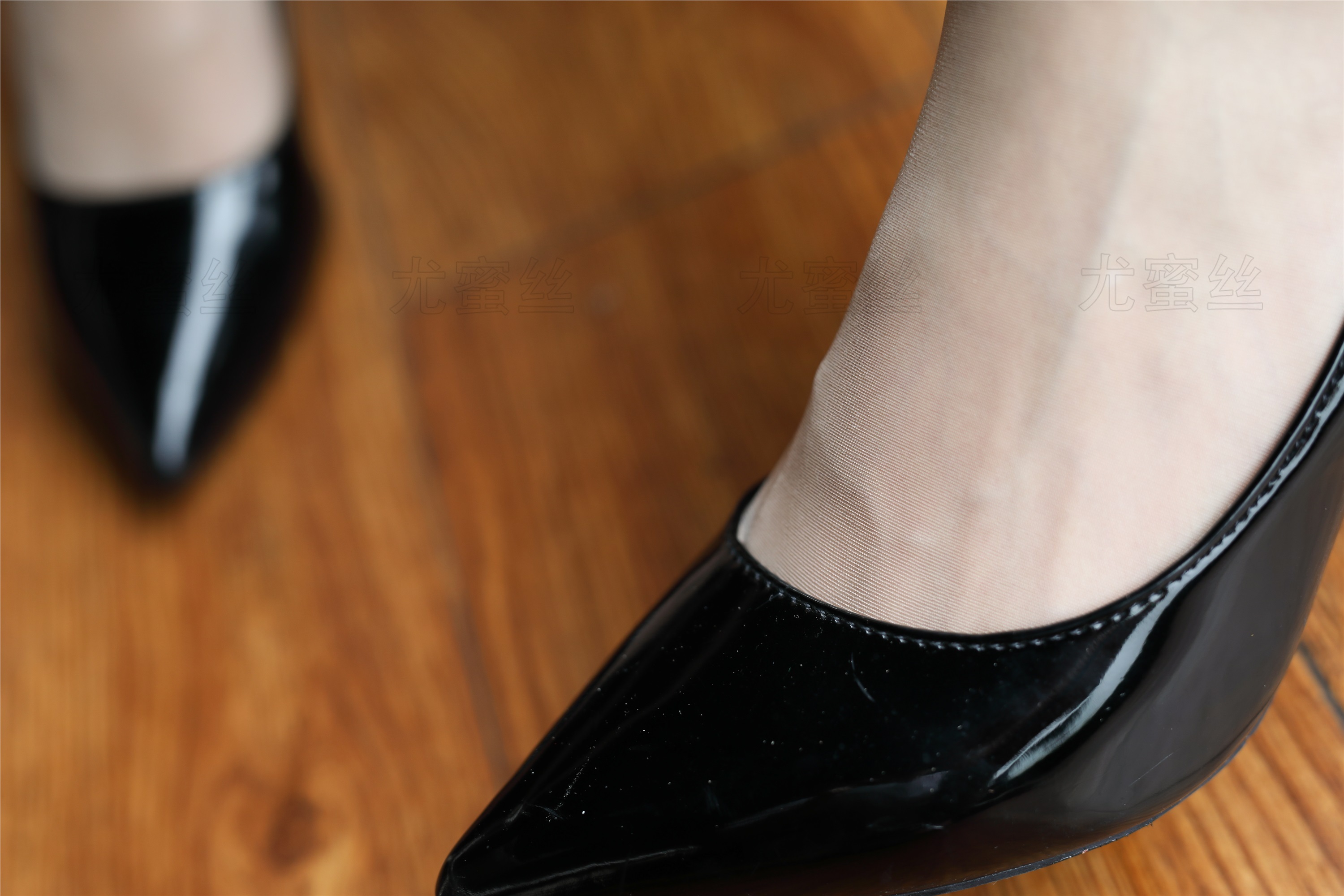 尤蜜丝 穿搭写真 NO.024